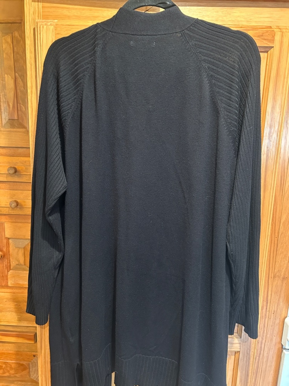 Nine West classic black cardigan with two front pockets - Picture 6 of 7